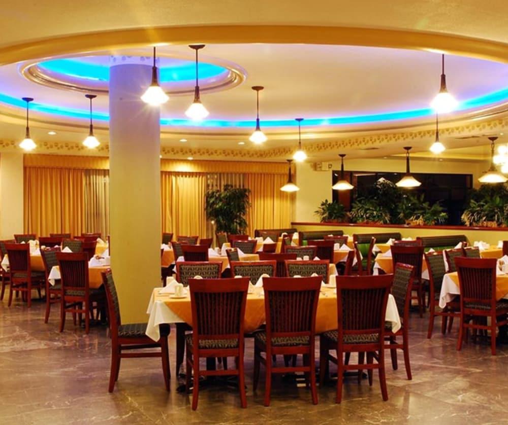 Hotel Royal Garden Reynosa Exterior foto